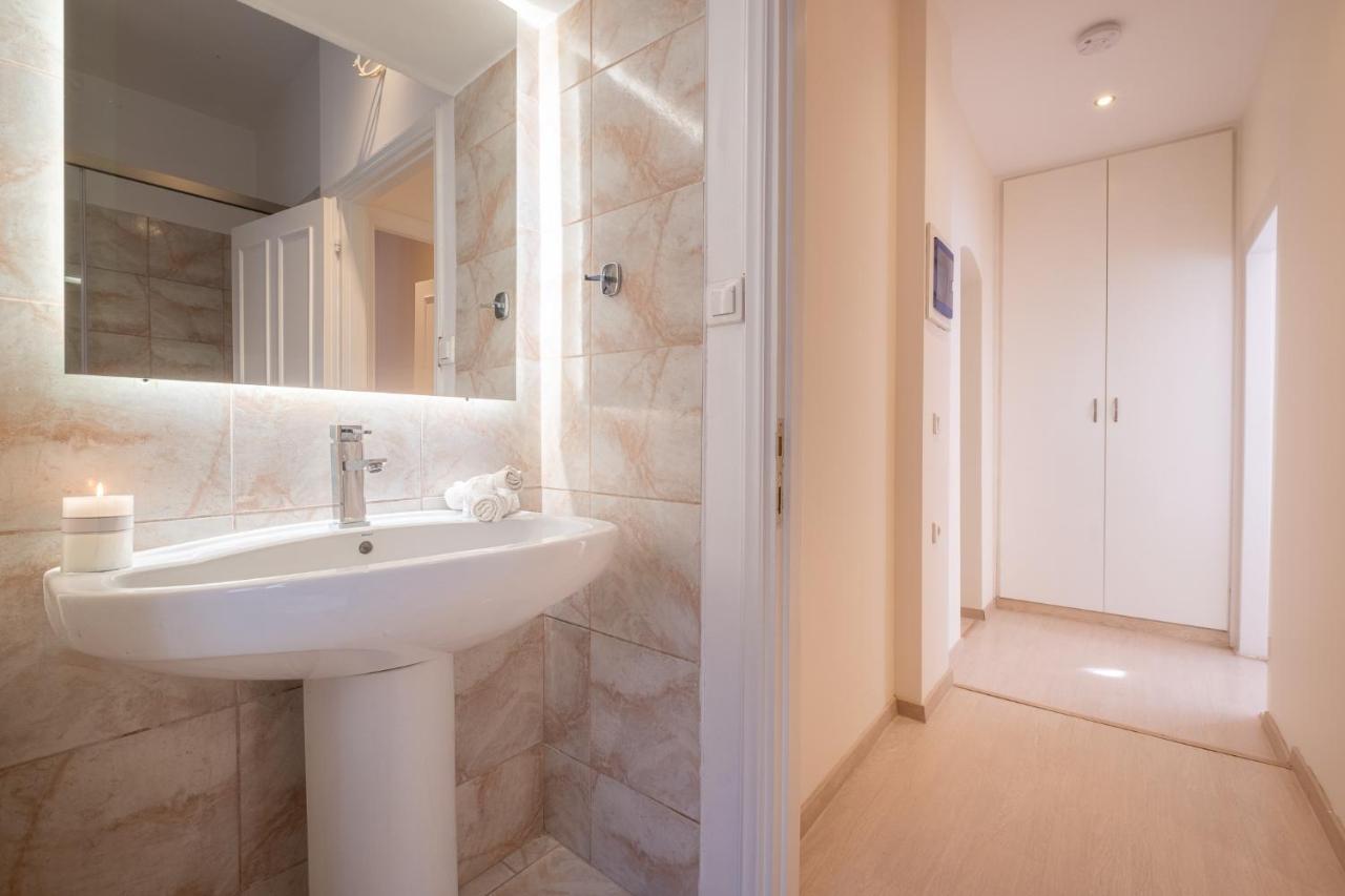 Nadiona Suites Red & Cream Corfu  Zewnętrze zdjęcie