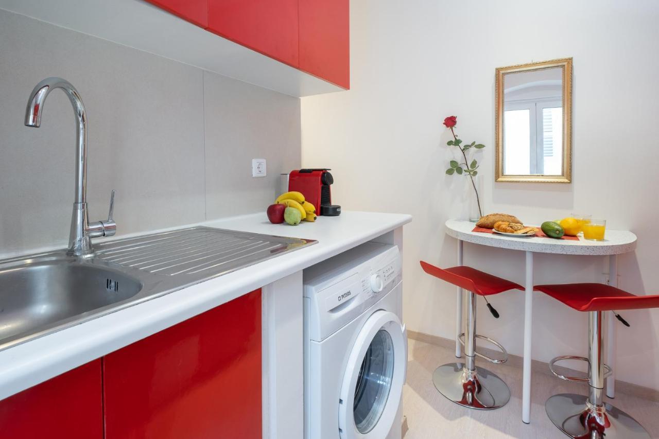 Nadiona Suites Red & Cream Corfu  Zewnętrze zdjęcie