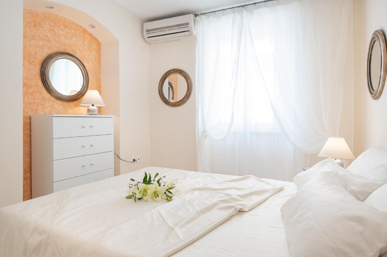 Nadiona Suites Red & Cream Corfu  Zewnętrze zdjęcie