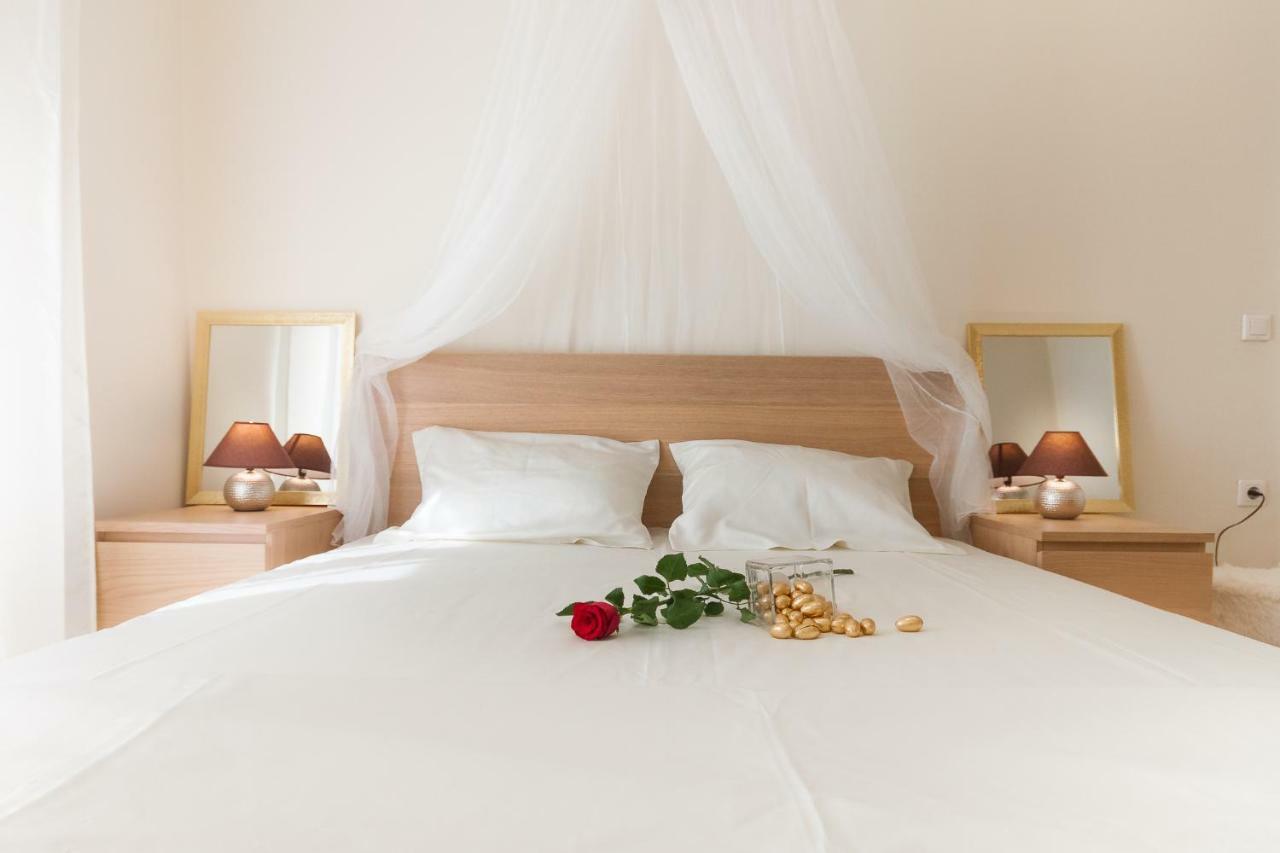 Nadiona Suites Red & Cream Corfu  Zewnętrze zdjęcie