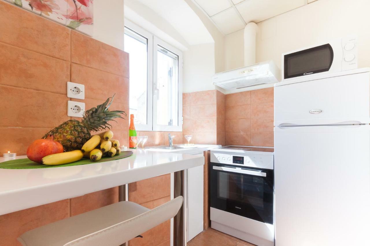 Nadiona Suites Red & Cream Corfu  Zewnętrze zdjęcie